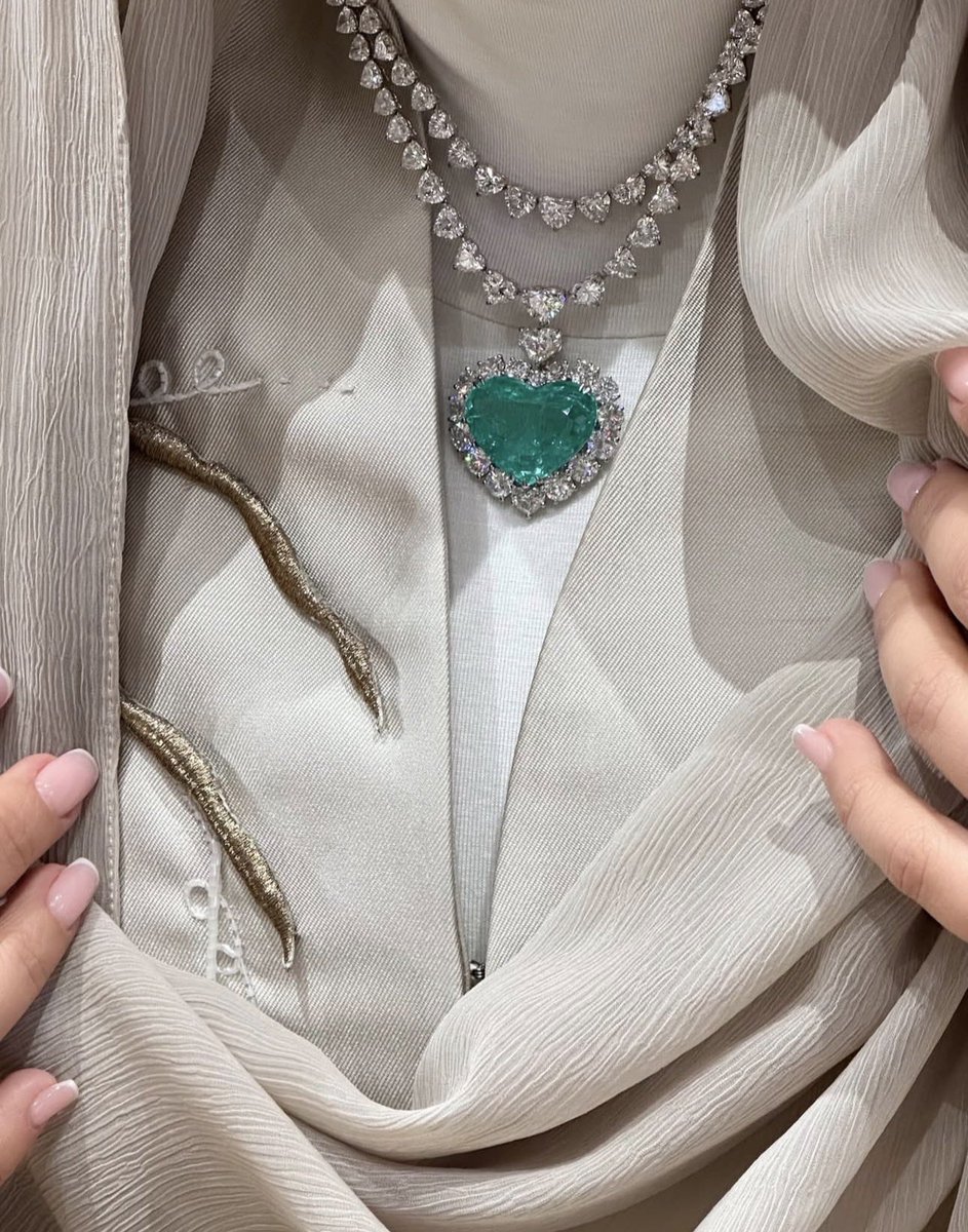 styleinour's tweet photo. المجوهرات بالحجم الكبير ✨ https://t.co/9gxFpX97qC