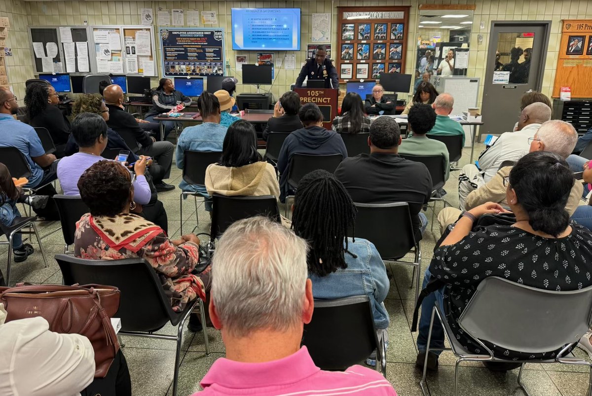 NYPD105Pct's tweet photo. We would like to thank everyone who attended our Community Council's September meeting.  Congratulations are in order for our July and August's Cops of the Month.  Excellent work!!!👏👏👏 https://t.co/ArWMOVdiCB