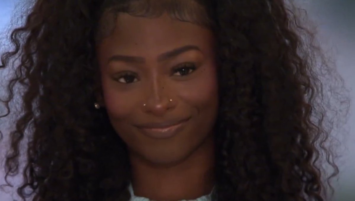 i_nthemiddle's tweet photo. she was the absolute cutest here i get mesmerized every time I see pictures of this day https://t.co/X8HVi6j1M4