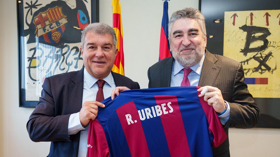 YasujiroOficial's tweet photo. Lo más grave es que este dossier a la UEFA no lo debería haber enviado el Real Madrid, lo deberían haber enviado el Consejo Superior de Deportes, la Real Federación Española de Fútbol y La Liga. Pero ya sabemos que estos tres organismos apoyan al club tramposo. En España no se persigue la corrupción, en España se premia.