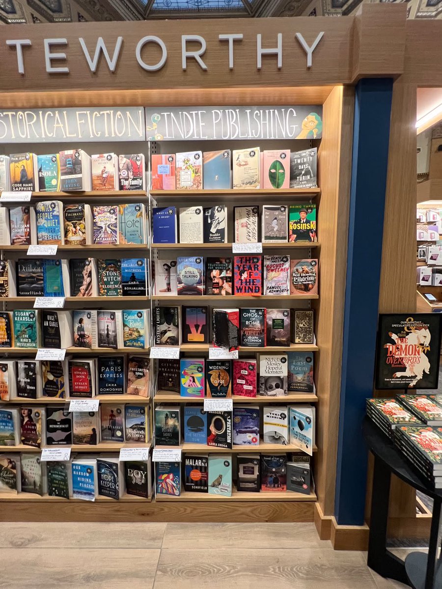 amykdebellis's tweet photo. My book is featured with a handwritten note card at Barnes &amp; Noble!!! 🤩🤩💖 https://t.co/ukBVqISVp7