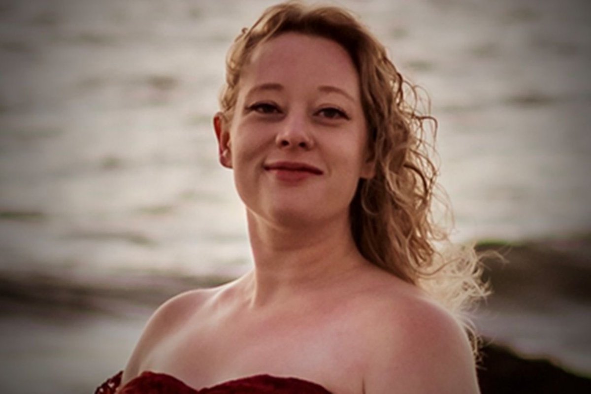 PopCrave's tweet photo. Renee Good's family sues the U.S. government over her fatal shooting by an immigration officer in Minneapolis, alleging wrongful death and conspiracy.

Her partner Becca Good and brother Brent Ganger filed two lawsuits.

🔗: https://t.co/6lsoBs4H5h https://t.co/d0KVYPV3wP