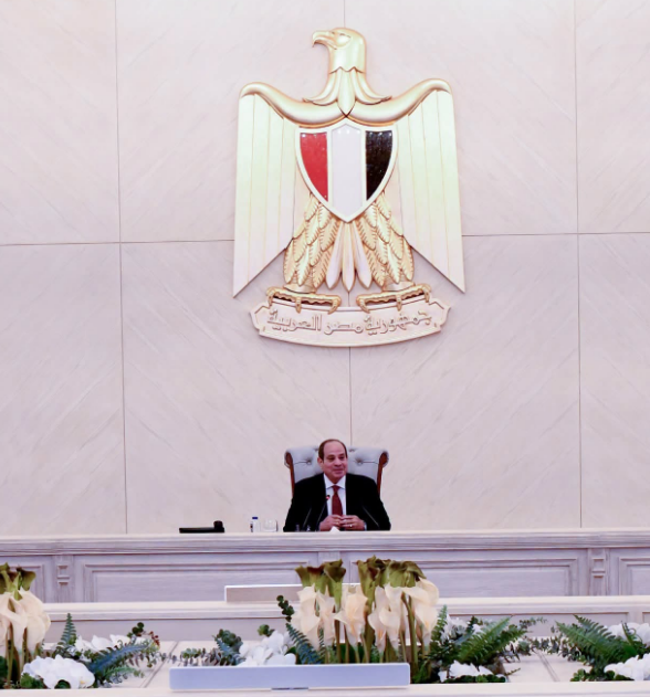 mm2710922's tweet photo. من الفخر أن نرى قيادة الرئيس السيسي
وهي تحوّل التحديات إلى إنجازات 🇪🇬
وتسير بمصر بخطى واثقة نحو التنمية https://t.co/QfT5ZhAfPu
