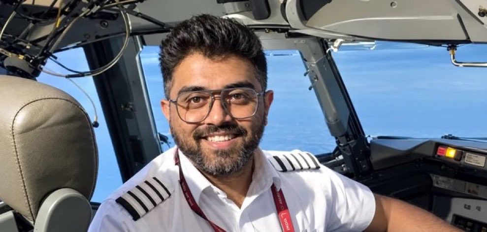 arunbothra's tweet photo. बचपन में बोलते हैं कि बच्चा बड़ा हो कर माँ-बाप का, परिवार का नाम रोशन करेगा।

इस भाई ने तो पूरे देश का नाम रोशन कर दिया 🇮🇳 https://t.co/rfdhHNmiFS