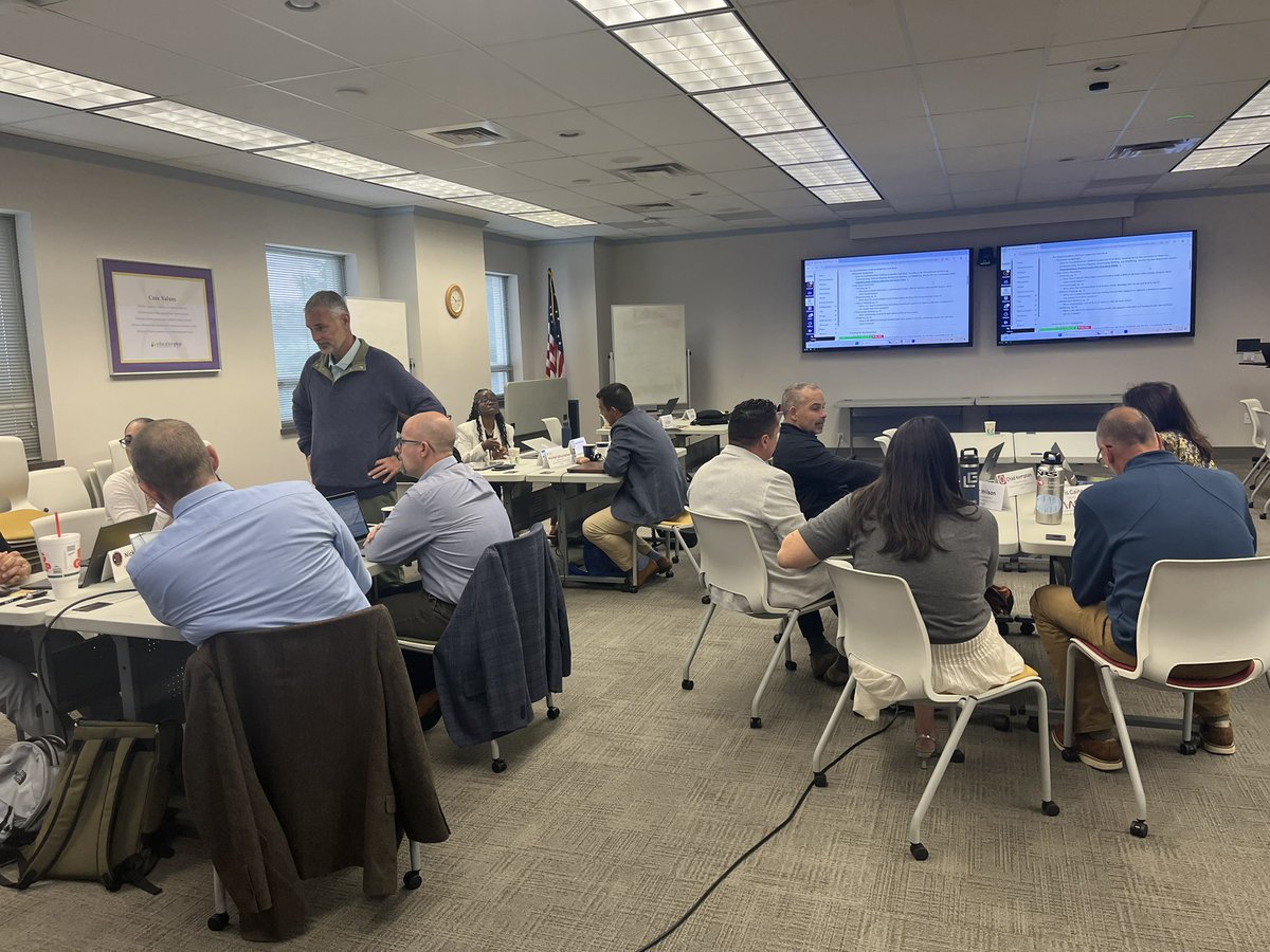 StLouisRPDC's tweet photo. We are packed today at EDPlus. MLDS (Dr. Sonya Murray), MTDS ( Dr. Dawnette Dierking Wiskur), LETRS(Sabrina Hawkins) and AASA Superintendent  Advanced Certification (27 national Superintendents). Let us know if we can help you. #edplus #moeducation #stlrpdc https://t.co/8pWJgNhhkw