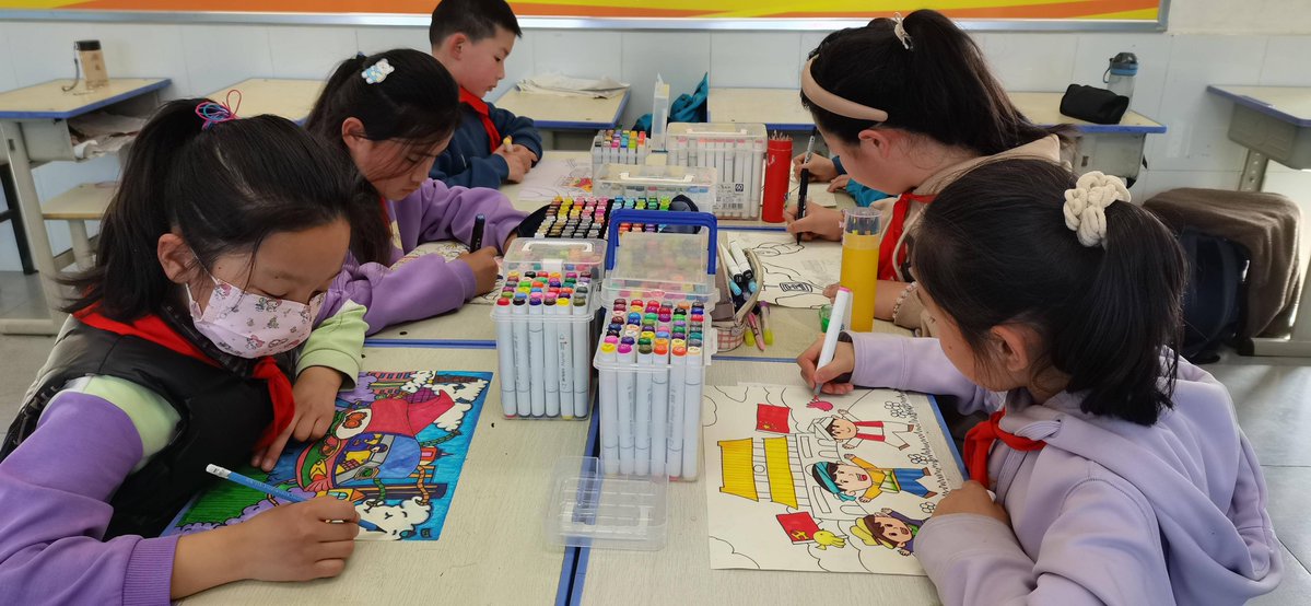CatharineB08's tweet photo. Nuestro club de arte realiza un taller de pintura para principiantes este sábado de 10 a 12hs. Ven a crear con nosotros!， https://t.co/Ke0RxdF6eJ