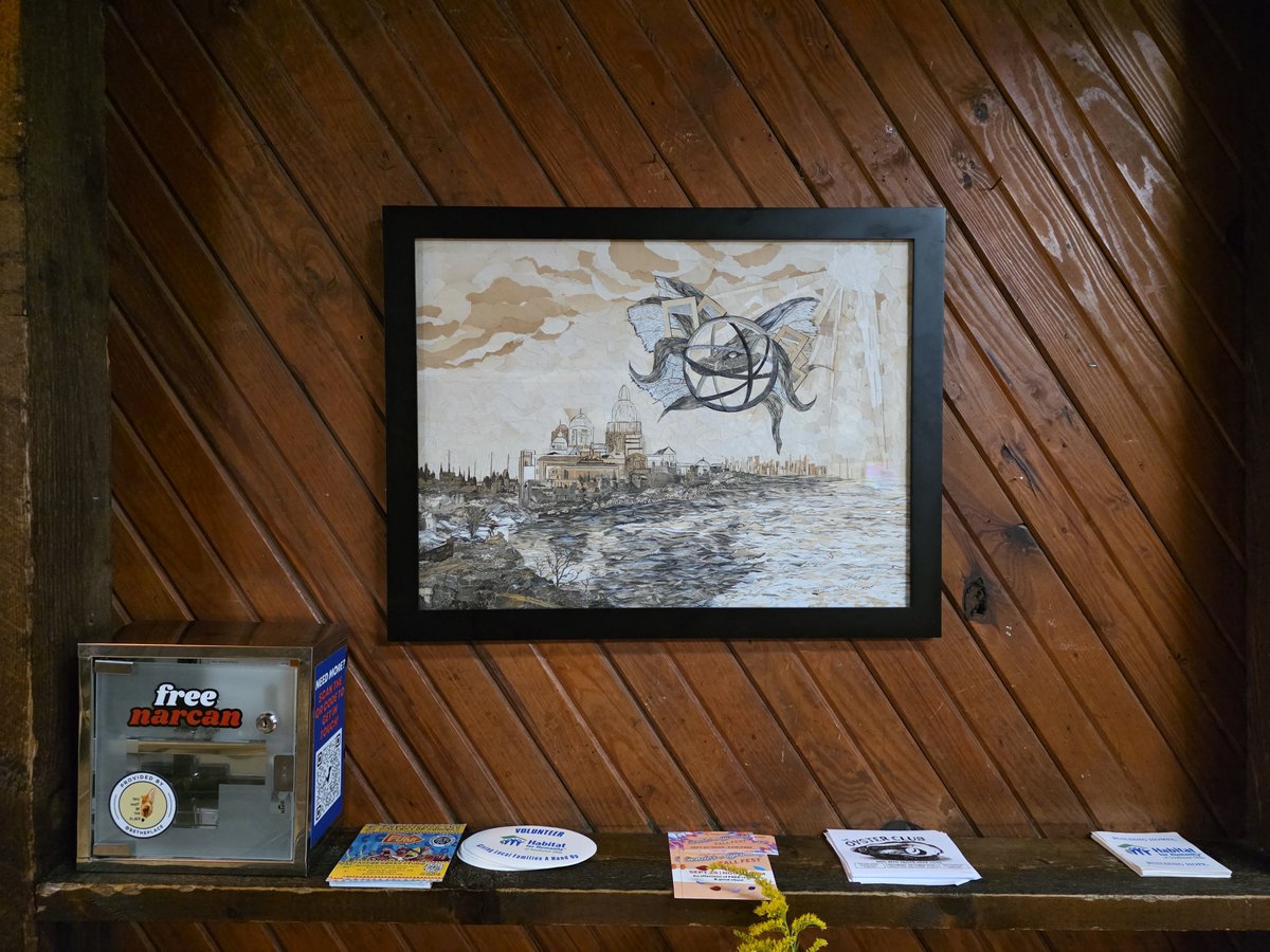 Cat_Russell_'s tweet photo. If you want to see this piece, its up at Jackie'Os next to the Free Narcan https://t.co/wOofXskFbr