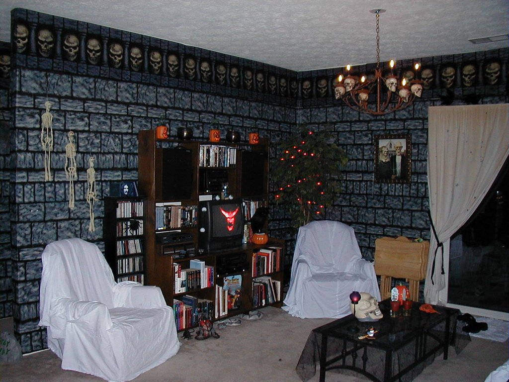 whirlpooltenor's tweet photo. I finished decorating! https://t.co/hgNCedvs3j