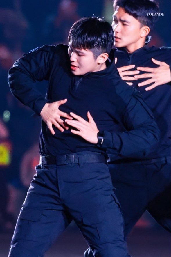 selhamsk's tweet photo. 세상이 이제야 옳게 돌아가는구나 https://t.co/cjR9ZKFXvH