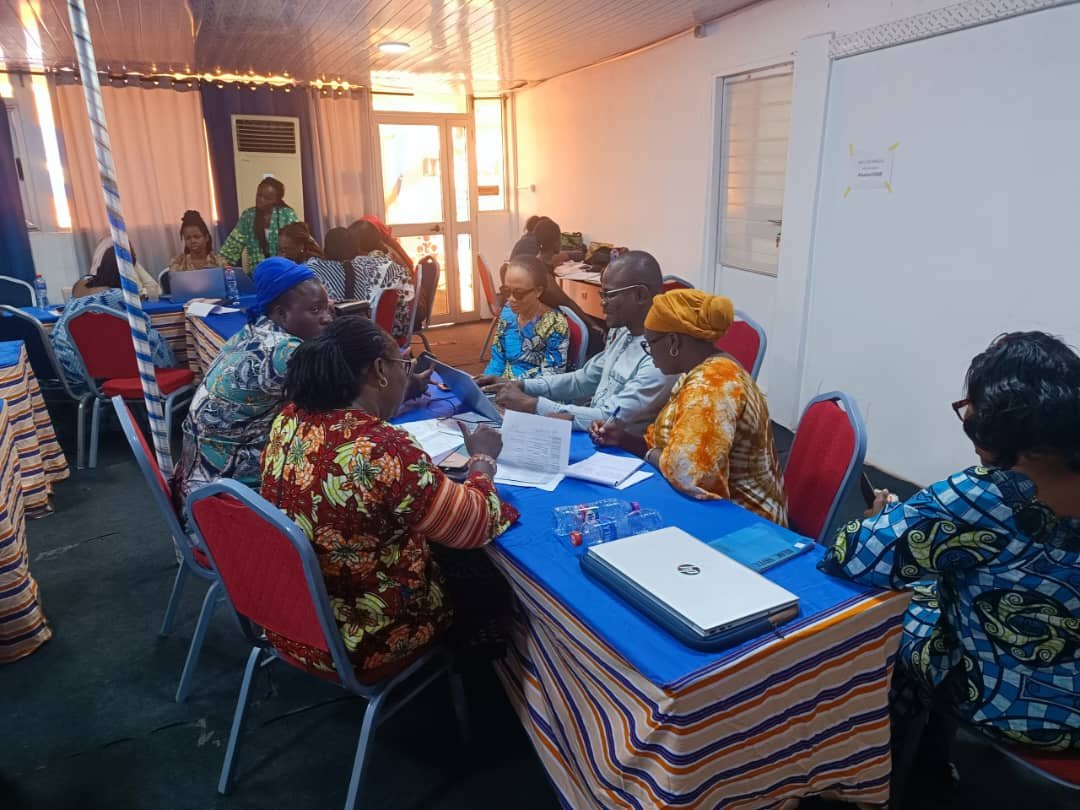 cntept's tweet photo. Les 23 et 24 septembre à Lomé, la @CNT/EPT a participé à une rencontre régionale organisée par @wildaf_togo sur les #VBG et l’accès des femmes au droit et à la justice. Une occasion de renforcer les synergies entre acteurs engagés pour les droits des femmes et des filles au #Togo https://t.co/CKmxSI4k5L