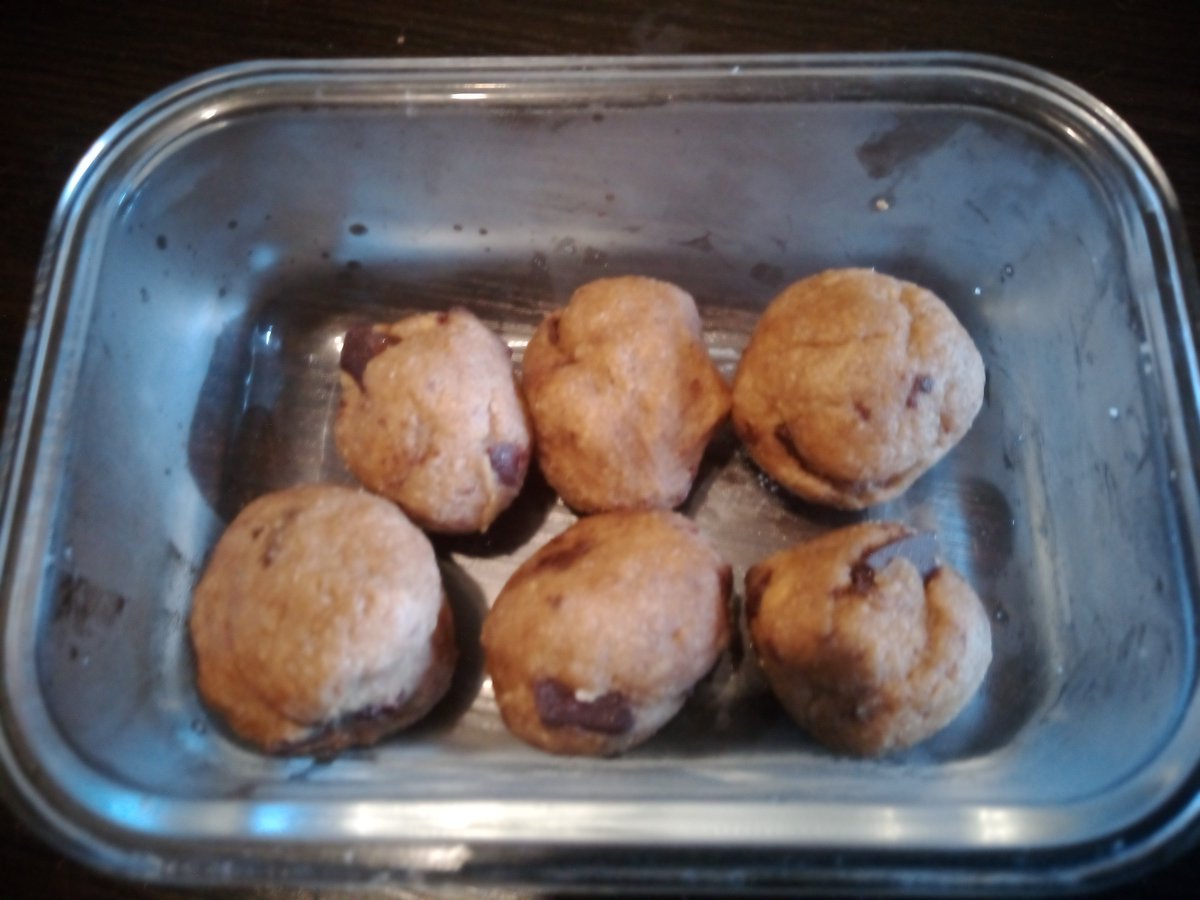 StphanieGRae's tweet photo. Petits desserts fait maison https://t.co/CitbJS3RRk