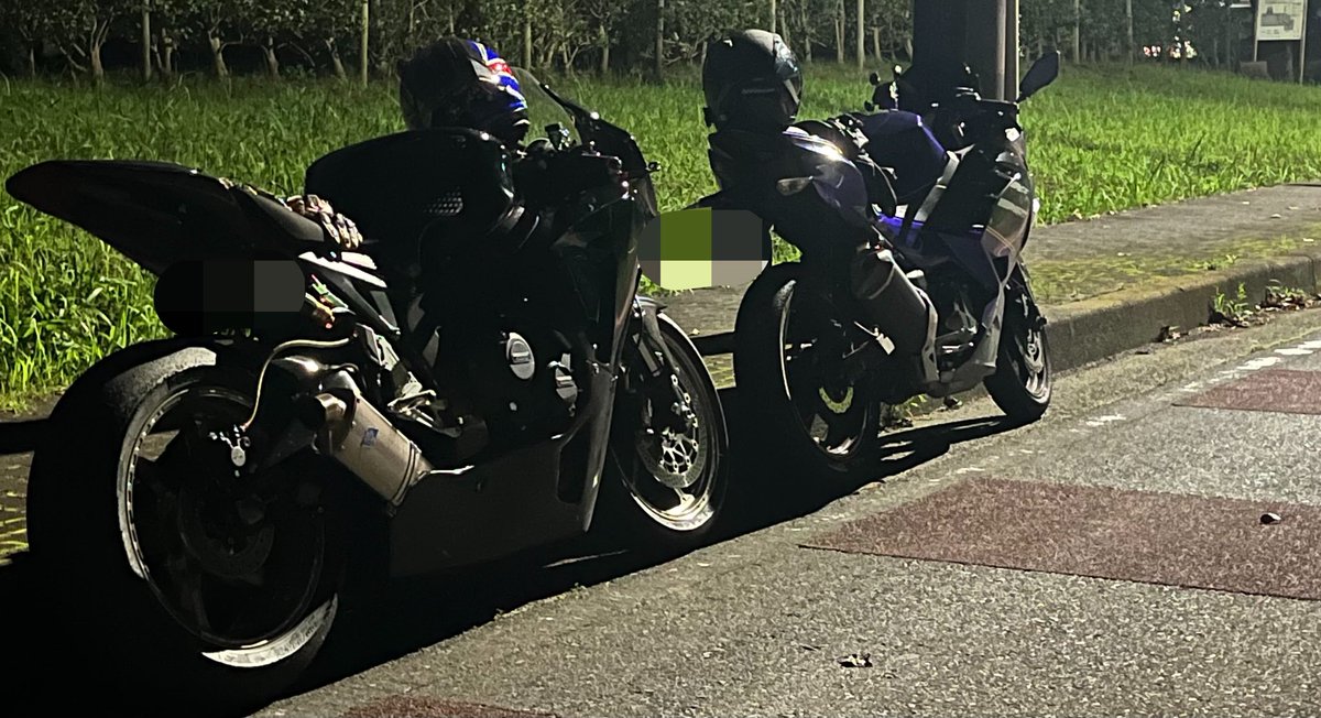 srt_divergence's tweet photo. 路温低くて食わないさんぽ🏍³₃
久しぶりにじんくんに遭遇！二ダブがインテになってたw https://t.co/G1afyNJE15