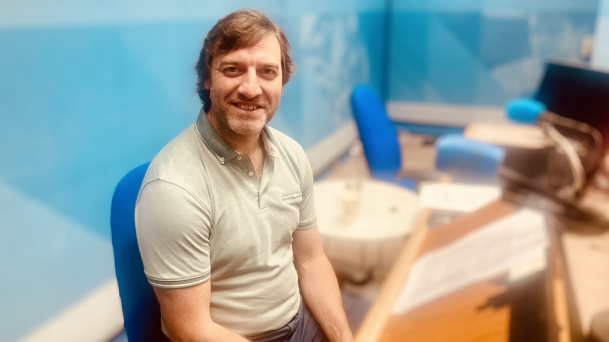 RTESunMisc's tweet photo. "As I walked for the first time through the gates of the Royal and Prior boarding school in Raphoe..in September 1988, I felt the weight of history on my shoulder. Then I realised it was just my father’s large hand..." the penultimate piece today, from @Rego101 @RTERadio1 https://t.co/7H45hZjiqW