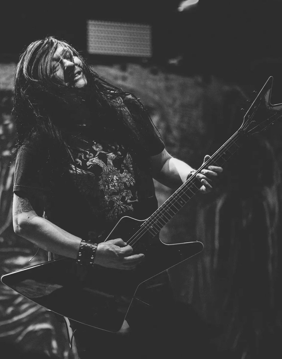 testament's tweet photo. It’s October which means we are 48 days out from our upcoming tour across Latin America.📍MONTERREY - can we count on you to kick us off? 🙌

Grab 🎟️ while you still can⤵️

🔗 https://t.co/UwYxgXs2OB

Riffmaster Eric shot by 📸 Courtney Ware https://t.co/ok585Hjzgc