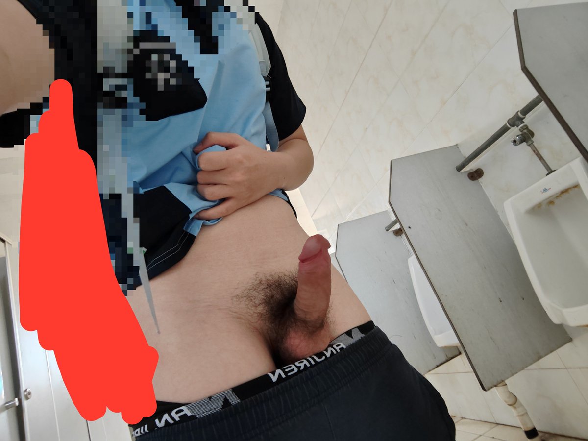 lovebignolittle's tweet photo. 我暴露的胆大程度be like #暴露 #鸡巴 #gay #精液 #厕所 #车库 #男高 #粉牛 https://t.co/G2zlhIah09