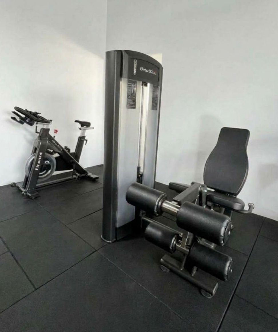 OrtusFitness's tweet photo. Acabamos de equipar este nuevo espacio de entrenamiento corporativo para que los operarios desconecten, carguen energía y cuiden su salud muscular directamente en su centro de trabajo.
#OrtusFitness #CorporateWellness #BienestarLaboral #SaludEnElTrabajo https://t.co/5u1r212z9k