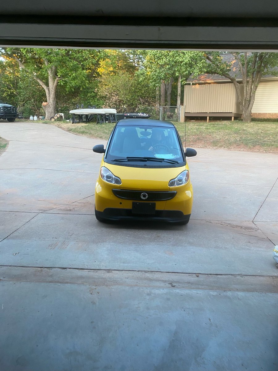 _NickKelly's tweet photo. Alabama tight end Josh Ford (6-6, 266) once drove this tiny yellow Smart car. 

He even took his now fiancée out on their first few dates in that car.

“I’m thankful that we did that because she’s not dating me for the truck or anything,” Ford said. “She dated me for me.” https://t.co/7vNkPX05T7