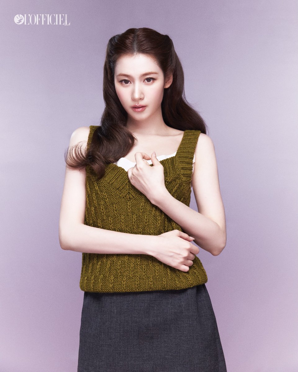 sanambys's tweet photo. Stepping into autumn with L’OFFICIEL, where effortless style meets a touch of bold edge. I loved exploring the contrast between cozy, textured layers and clean, sculptural silhouettes—from a casual knit set to a sleek crop top paired with a patterned skirt. https://t.co/GWHFmDqE5b