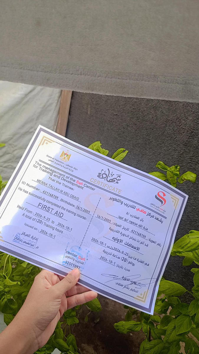 mny2950's tweet photo. Today I received my first aid certificate!Thanks to a generous donor who gave me the opportunity to take this course and achieve amilestone I'm very proud of Aheartfelt thank you to everyone who supported me! I hope my next step will be the biggest and most precious qualification https://t.co/UZW4LGpv5v