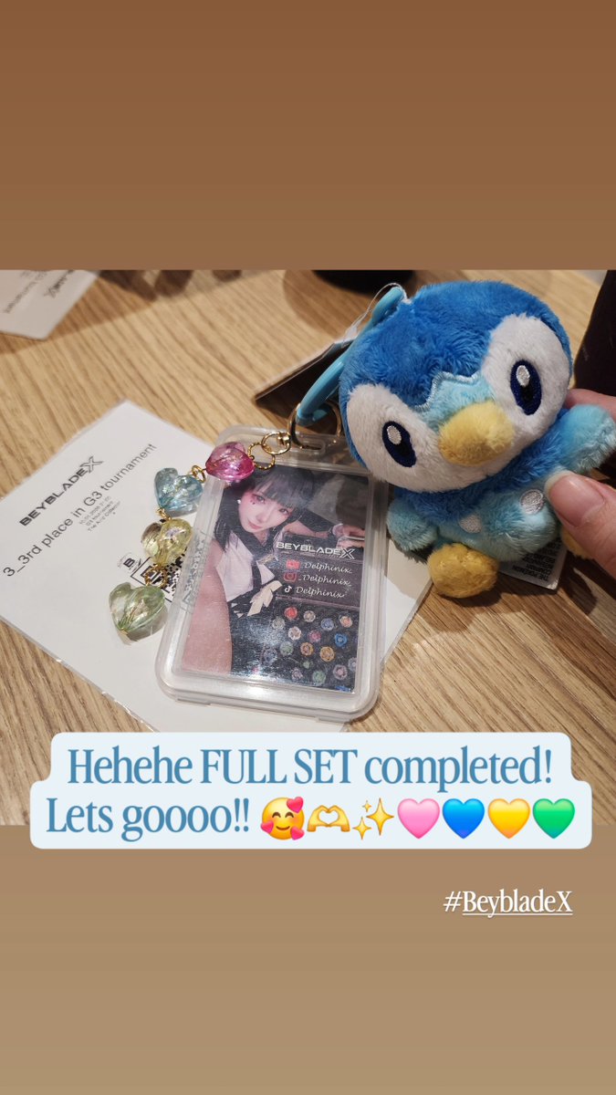 _Delphinix_'s tweet photo. Completed my full set of GOLD! Yippie!! Happy Piplup~ 🥰✨️🩷💙💛💚
#BeybladeX #Gold #Beyblade #Tournament #FullSet https://t.co/g16RKdxO9l