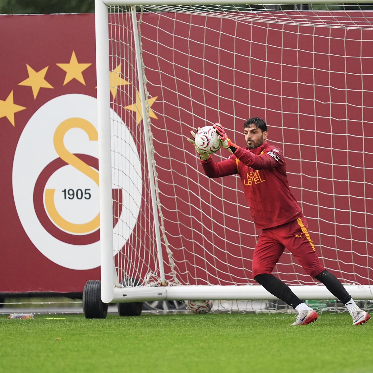 GalatasaraySK's tweet photo. 📸 #GSvKAS https://t.co/BghSYPpWcP