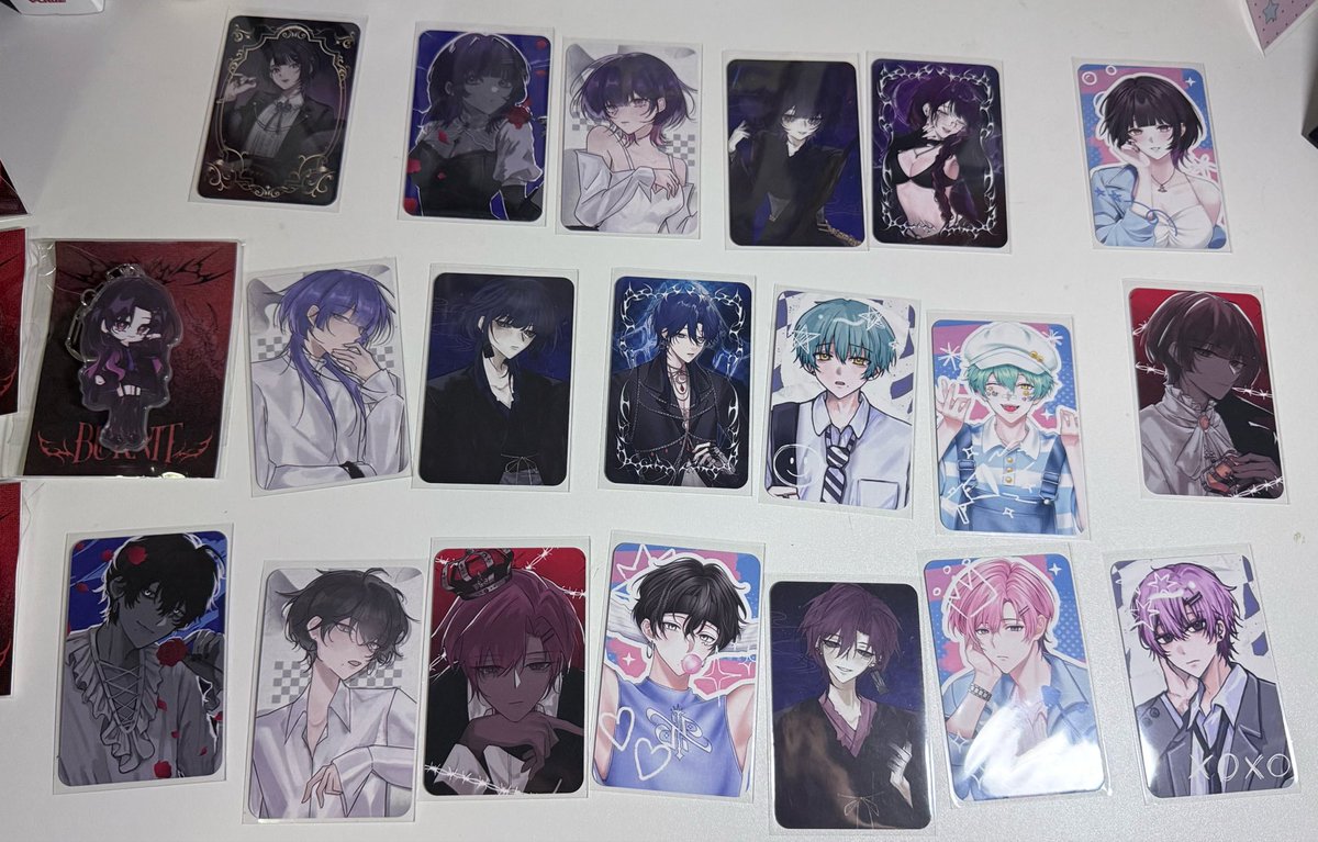 dismondxx's tweet photo. ขายหมดนี่เลยคับ ใครสนใจใบไหนทักมาก่อนได้นะคะ ใบละ 69 รับหลายใบลดให้ได้คับ ค่าส่ง 40 ค่ะ #ตลาดนัดRYP https://t.co/ZO7buv1xC0