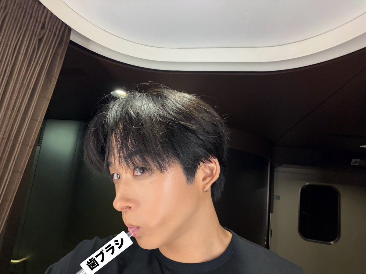 fantastics_fext's tweet photo. ブログ更新してなくてすみません！
ここずっと
振り考えたり覚えたりリハしたり、
県外行ってロケしたり、、、
舞台から怒涛すぎるスケジュールで、LIVE終わりに考えてなかった付けが回ってきてます（笑）
明日はブログ更新します！
僕は元気です🤣

澤本夏輝 https://t.co/Dpkcu5872B