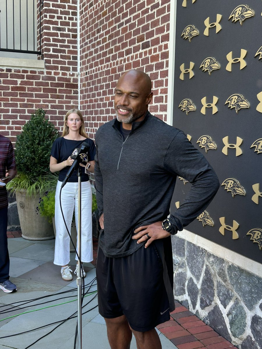 JCTSports's tweet photo. Anthony Weaver on Ravens tackling 

“I don’t think we’ve been terrible, but we’ve had critical moments where we could get off the field.” https://t.co/McWwUKiazI