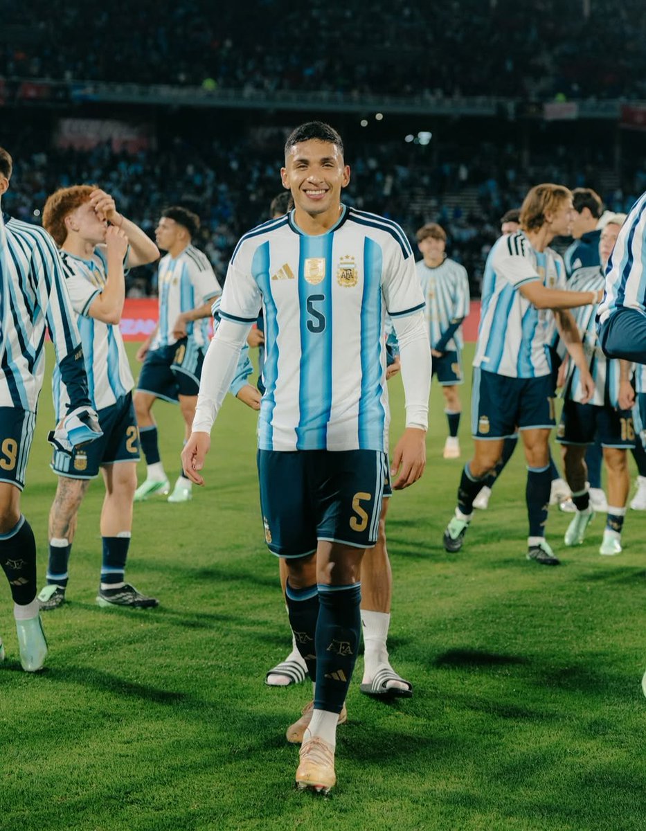 BJ_Informacion's tweet photo. “Felicdad absoluta de poder debutar con la camiseta de mi país. No hay palabras para explicar este momento.

¡Gracias, Dios, por regalarme este momento!”

🇦🇷 ✍🏻 Posteó Equi Fernández en su Instagram. https://t.co/zClzl9x7F8
