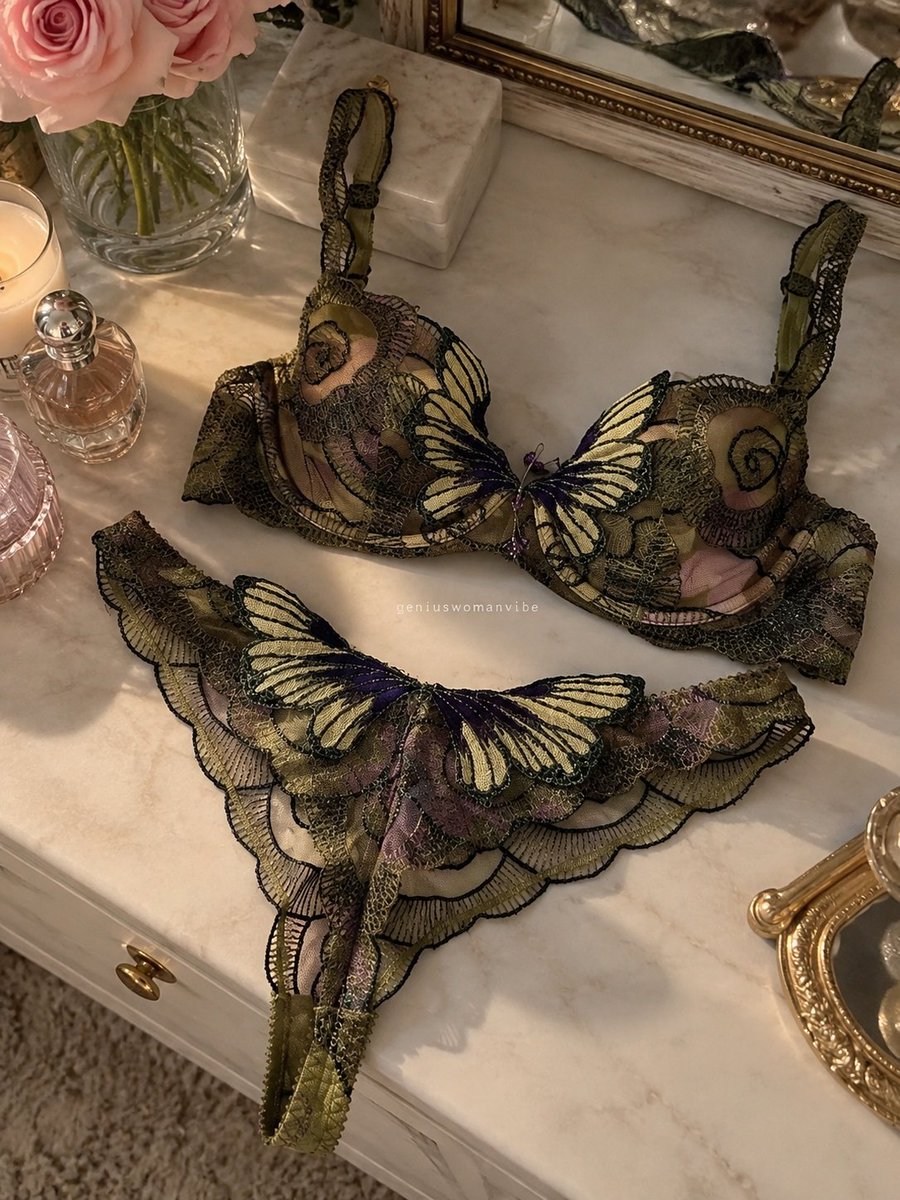 geniuswomanvibe's tweet photo. french vintage butterfly lingerie https://t.co/nKiocdpFbI