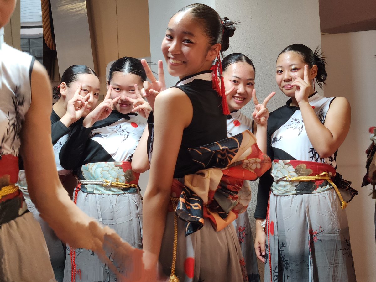 shoin_dance's tweet photo. 2026.9.13 中学ストリートダンス選手権
藤井寺市立市民総合会館本館にて、7年ぶりに開催された今大会に「TEAM 踊」として選抜メンバーで挑戦!
作品は、七夕コーチ振付の『Odo』
詳しくはHPへ↓
https://t.co/a2zKJcDvs0
(顧問 小坂谷)
#樟蔭 #中学ストリートダンス選手権 #team踊 #Ado #freestyle https://t.co/hvR3eXCAC2