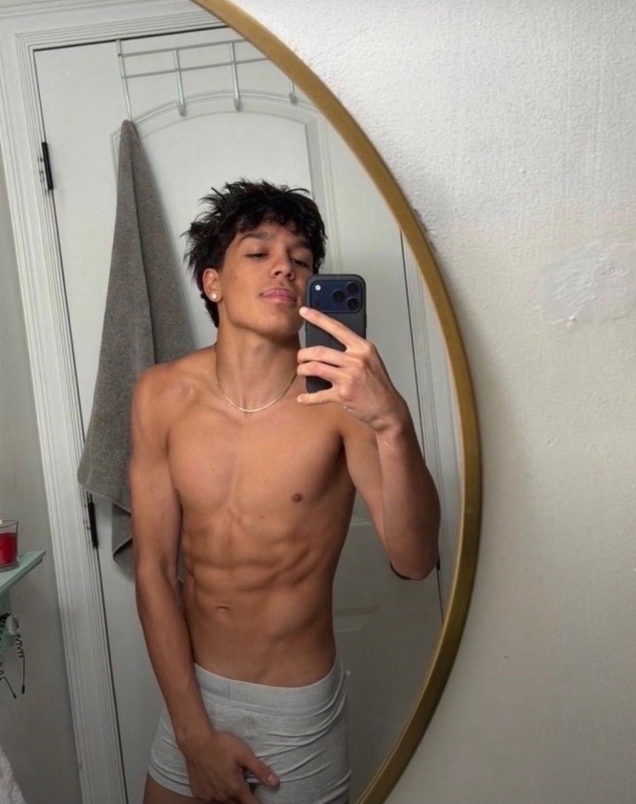 patrikfelipedeg's tweet photo. TRENT📂🔥😊🫦
(Bio for more🔗) https://t.co/0us8nPuVfv
