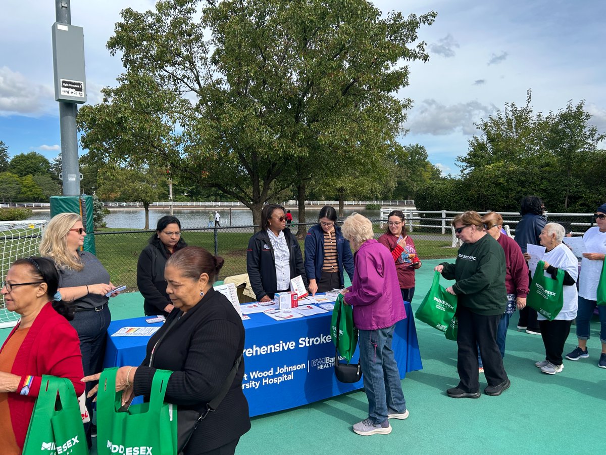 RWJUH's tweet photo. Last week, our Advanced Comprehensive Stroke Center team provided community based stroke education and resources to 400 seniors at the Senior Health & Fitness Walk at Roosevelt Park. We're proud to help raise awareness about stroke prevention and recognition.
#StrokeAwareness https://t.co/R1pP0pVDeN