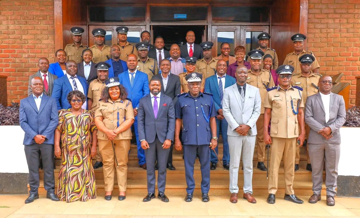 MACRAMALAWI's tweet photo. The Malawi Communications Regulatory Authority (MACRA) and the Malawi Police Service have been urged to strengthen institutional collaboration to tackle  the  growing  use  of  digital  platforms  for cyber-related crimes.

#MACRA https://t.co/L27HJKcqTE