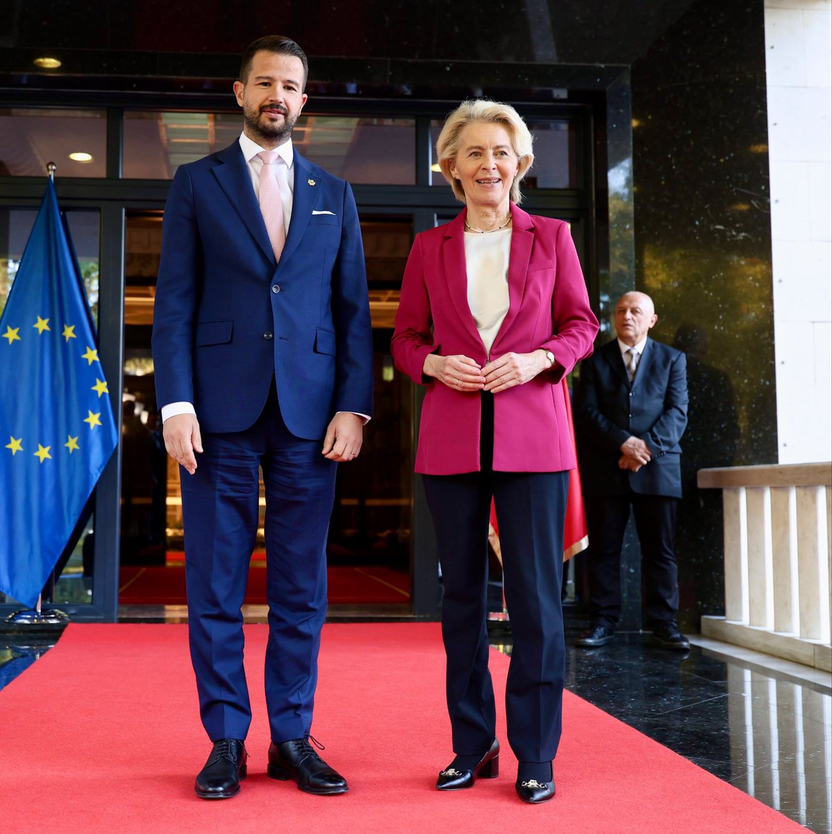 vonderleyen's tweet photo. We believe in Montenegro ’28 by 28’.

And we will support you all the way.

The finish line is in sight.

And crossing it would send a powerful signal across the Western Balkans:

Reforms deliver. And EU membership is within reach. https://t.co/5j1sQtpgxx