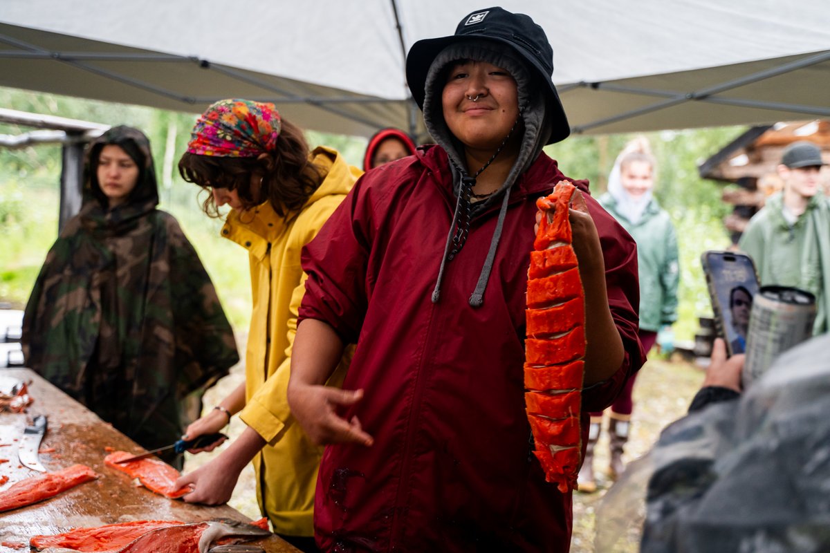 IACupdate's tweet photo. The USDA #FarmToSchool Program exists to promote healthy kids, strong communities, and prosperous agricultural economies for generations to come.
Tell us how you and your Tribal communities view Farm to School: https://t.co/kGFW1HENcf
@FarmtoSchool
#F2SMonth #IndianAg https://t.co/62WpMBebOB