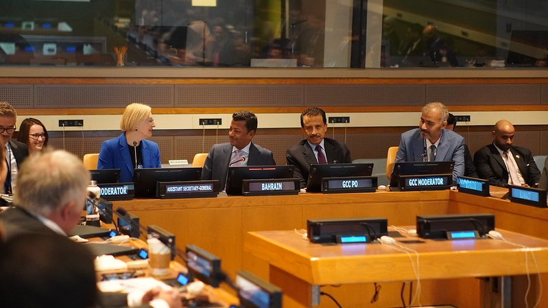 UNPeacebuilding's tweet photo. The GCC Permanent Observer to the UN @GCCtoUN, the Ambassador of Bahrain, and @UN Assistant Secretary-General @ElizabethSpehar emphasised that this is just the beginning of an ongoing, meaningful partnership. https://t.co/u1fxTgZBwd