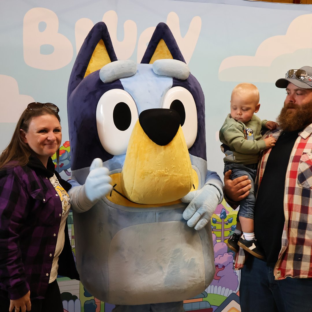 RailersHC's tweet photo. “The best part about having friends is that you always have someone to play with!”

Bluey will be at the Railers game on October 18th taking pictures with all her friends, so get those tickets and set those reminders!

🎟️: https://t.co/rAX9uZ0bk6 https://t.co/LyQVuaFDkw