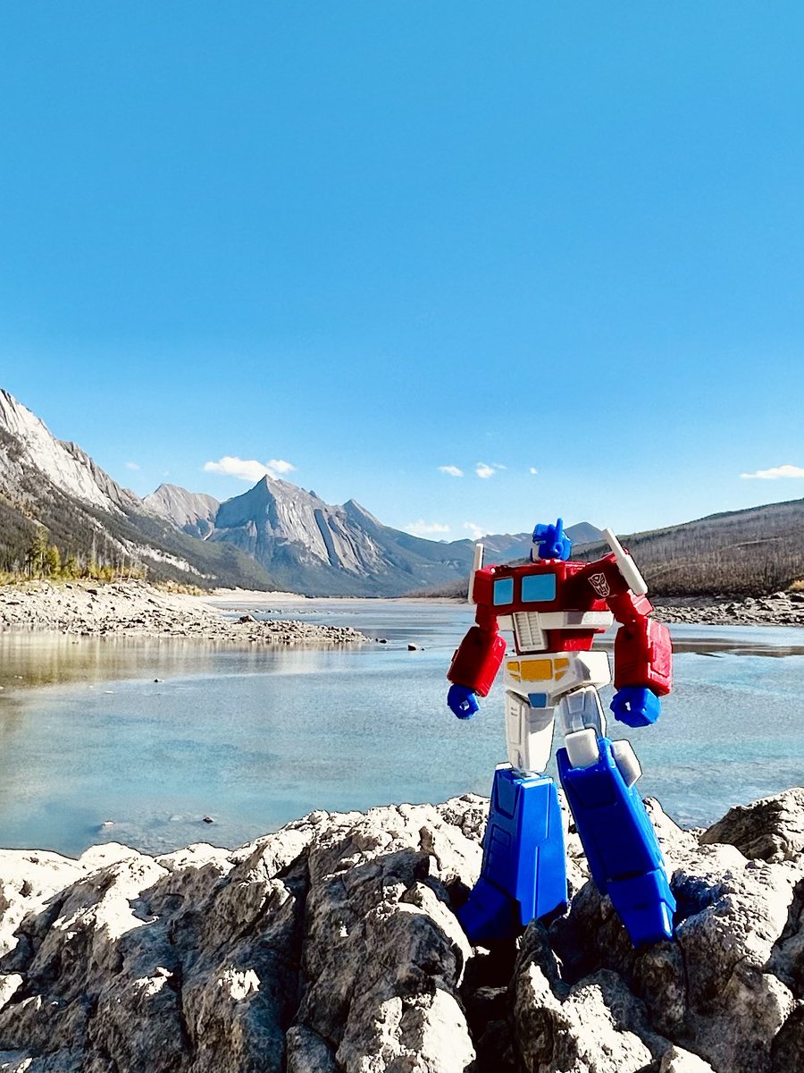 Nerdicon_'s tweet photo. Prime time in Canada 🇨🇦 https://t.co/NuHDIAqMH5