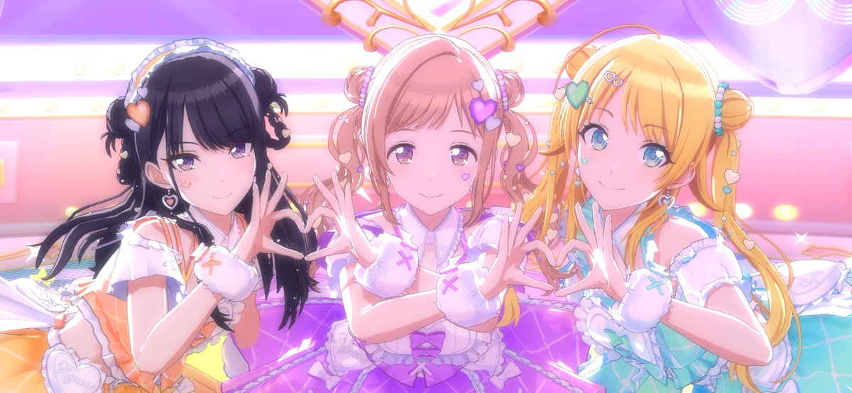 te_as2's tweet photo. やっと衣装そろった😻かわいすぎる https://t.co/1Tg5ESz9Sm