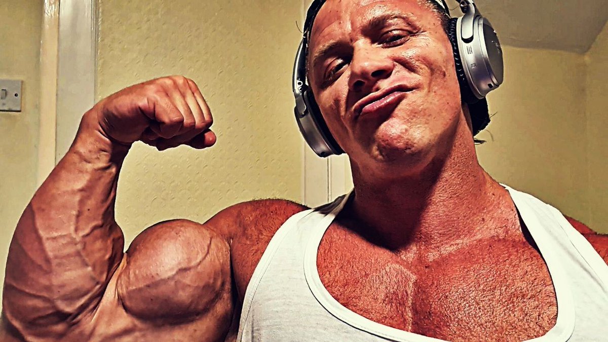 MaxSteelMuscle tweet picture