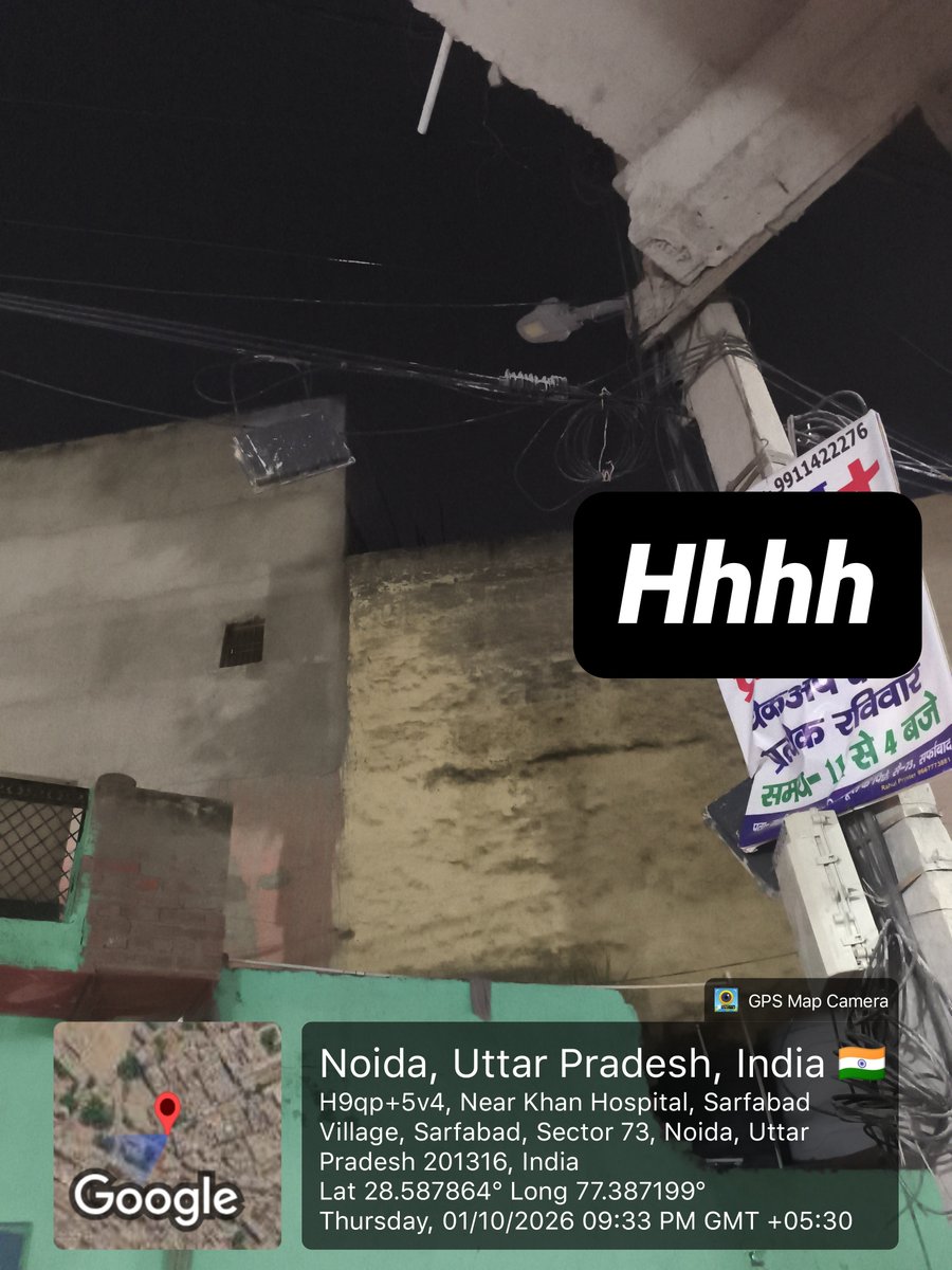 Sachingaurik01's tweet photo. @noida_authority @InfoDeptUP @dmgbnagar @dr_maheshsharma @PankajSinghBJP @CeoNoida @CMOfficeUP @ChiefSecyUP अतिक्रमण हटाने के लिए तो आपके हाथ बहुत जल्दी चलते हैं क्योंकि इससे आप लोगों को फायदा होता है लेकिन गांव की समस्या जो कि पिछले 6 महीने से मैं लगातार डाल रहा हूं कि गांव में स्ट्रीट लाइट वर्क नहीं कर रही है उसे पर कोई संज्ञा नहीं हो रहा नियर पुराण शिव मंदिर कुछ तो शर्म 
@CeoNoida https://t.co/pgA9Hce0h7