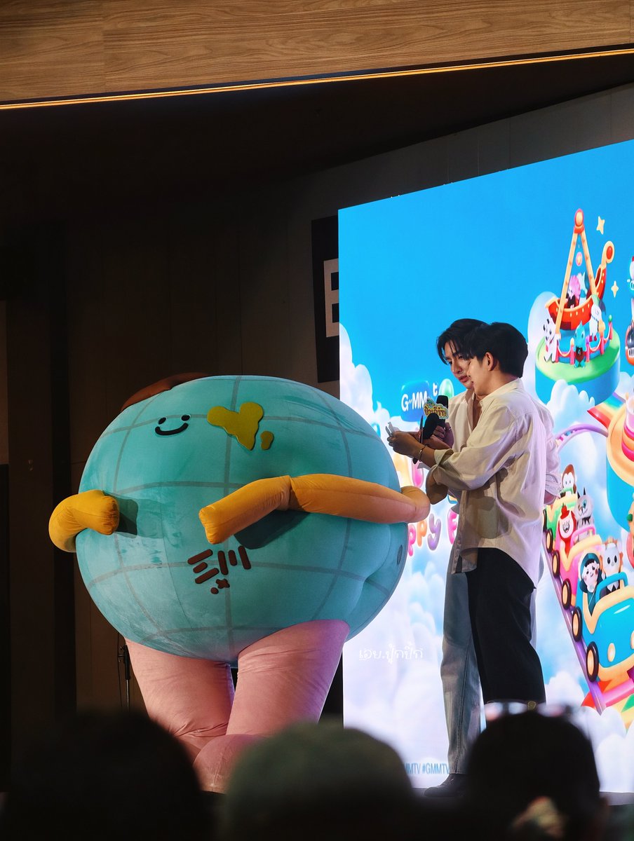 aey_faithh's tweet photo. สิ่งที่ใหญ่กว่าที่คุณคิด : @mrstnwrd_GMMTV 🌎🪐

EARTHMIX STW HAPPY FAMILY
#GMMTVFANIVAL2026HappyFamilyxEM 
#EarthMix #MRSATURNWORLD https://t.co/sLGgp4ZBLU