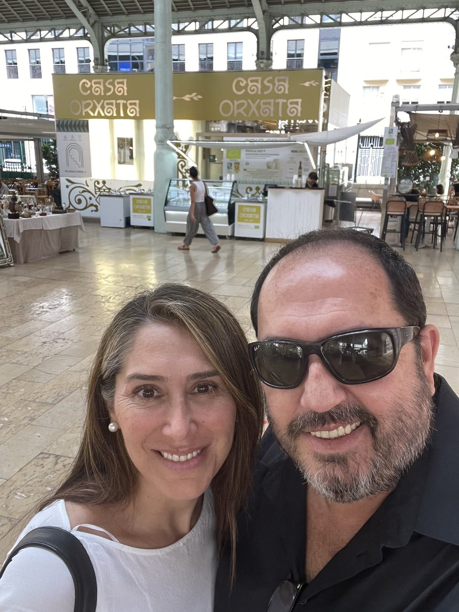 GraceandJJ's tweet photo. Estamos 4quí hasta que caiga el diluvio … https://t.co/7Xge1fsyXy