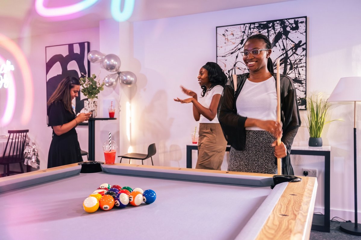 HelloLtr's tweet photo. What should professionally managed renting actually feel like?

At Touchstone, it means supporting residents from their first enquiry through to moving in &amp; feeling part of their new community.

https://t.co/HjsKut0Kd8

#LTRWeek #lovetorentweek #buildtorent #residentexperience https://t.co/oYoBXk3xys