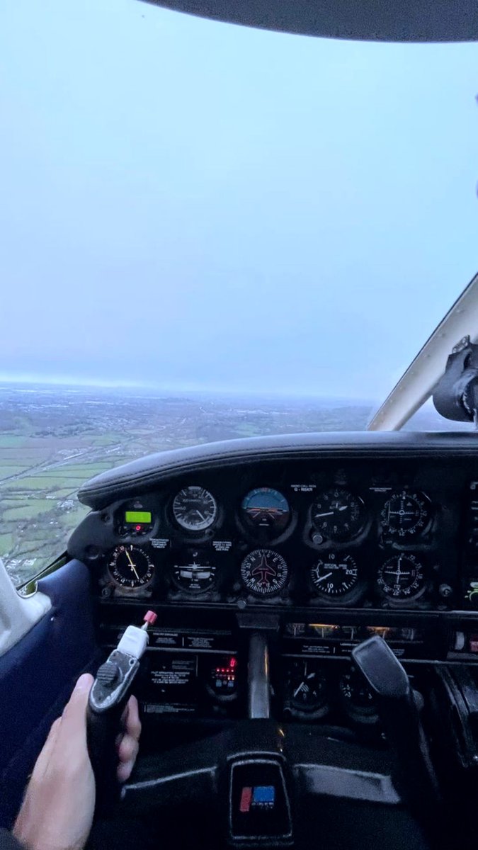 mysmtique's tweet photo. ️️ ️️
⠀⠀⠀⠀⠀⠀THE FIRST SOLO FLIGHT
️️ ️️ https://t.co/6C2NkfArQO