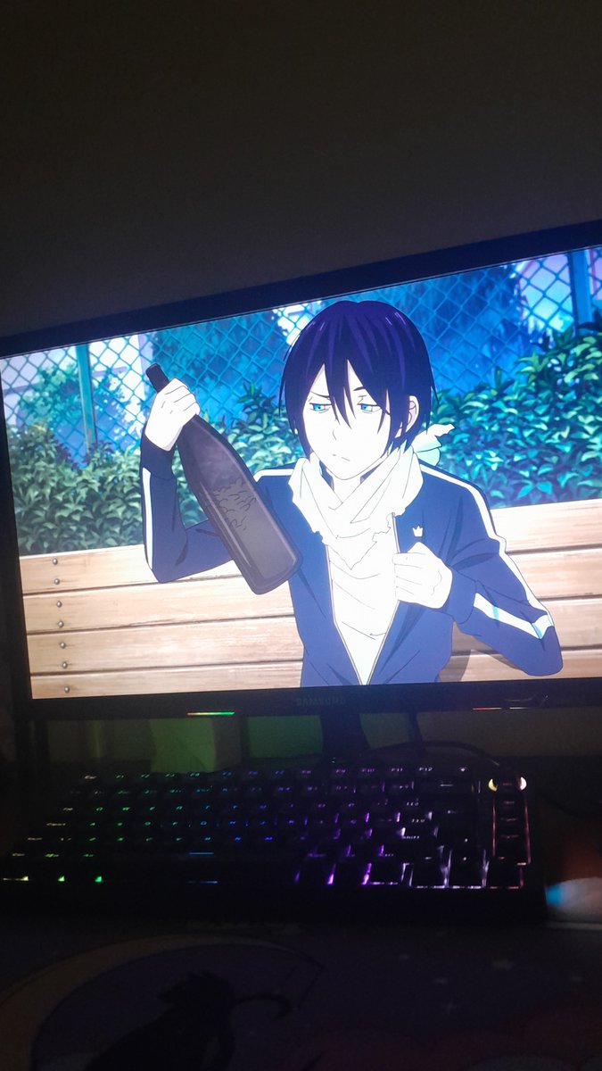 Bearritz25's tweet photo. Aquele momento to ano que da vontade de assistir noragami https://t.co/ZqRrxwVbwU