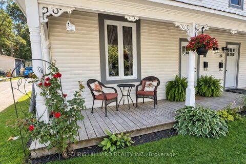 CHRealty's tweet photo. 50 Victoria St, Arnprior | $339,000
3 bedrooms, quartz kitchen, 9-ft ceilings and a covered porch. Walk to shops and the waterfront.
613-799-9249
Chris Hilliard Realty Inc., Brokerage
https://t.co/07ywZ7frDT https://t.co/8Zbl7XsVWe