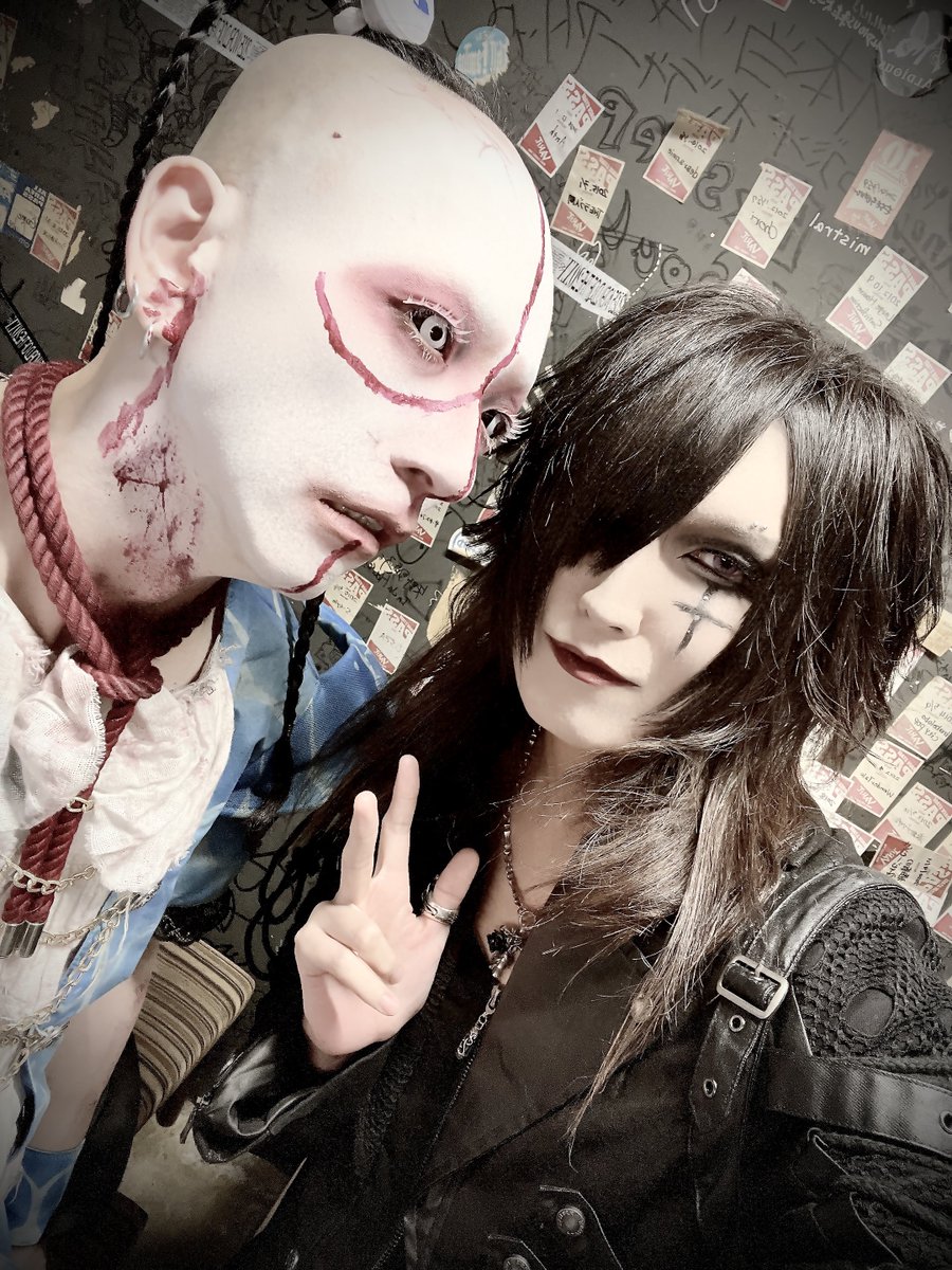 lessfear_tomo's tweet photo. いつも会うたびに姿を変えているくろさん。その秘密を知りたい。 https://t.co/j0QZSmL4Zm