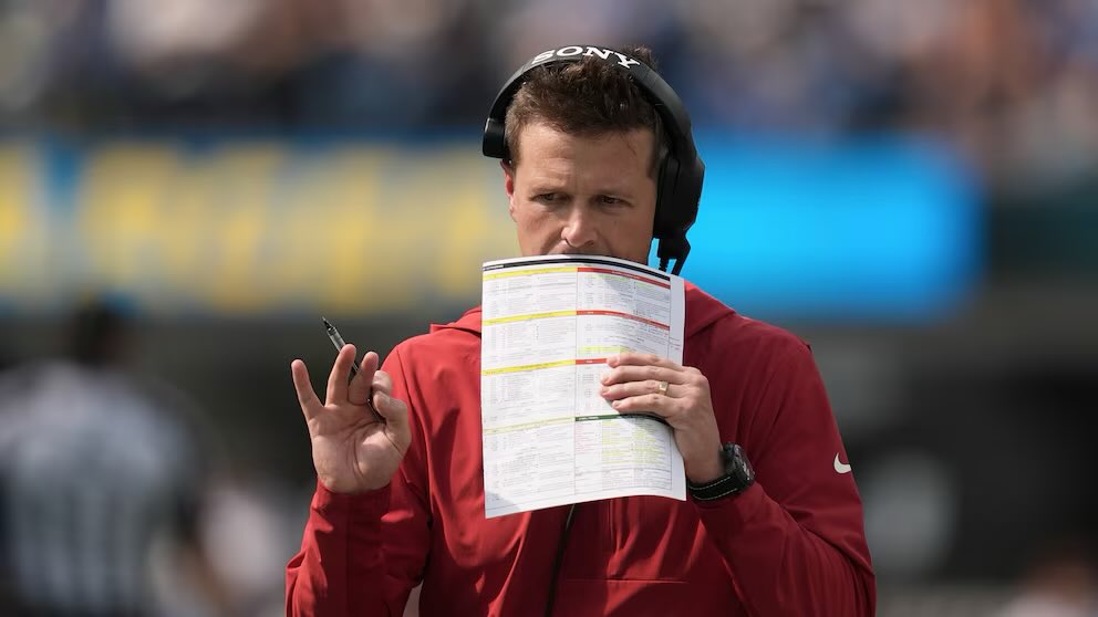 CardinalsNewEra's tweet photo. Sunday’s game will tell me everything I need to know about Mike LaFleur. You're no longer playing 2 playoff teams this is a very beatable team (no disrespect to Giant fans)

The Cleveland Browns beat a decent Steelers team last night… prove you can win these winnable games. https://t.co/LZNQuKKIkE